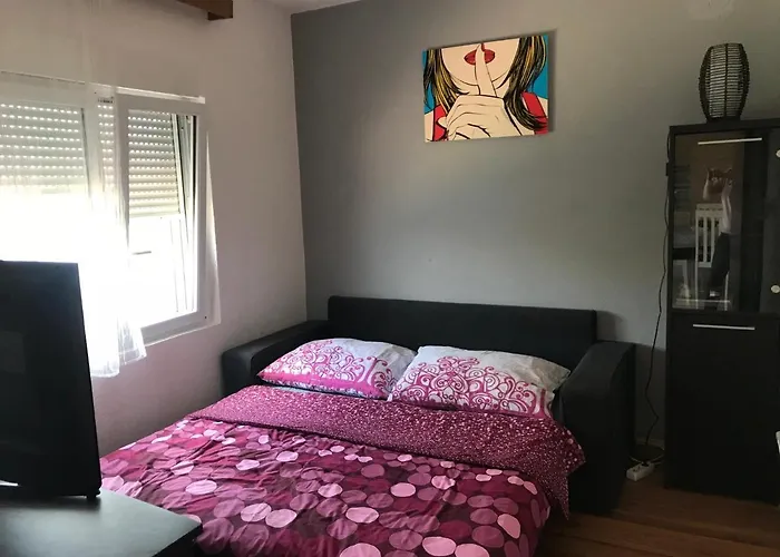 Apartament By The Sea Okrug Donji, Ciovo - 7607 *